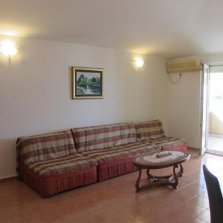 Cernogoriya Voyage Apartment Рафаиловичи Екстериор снимка