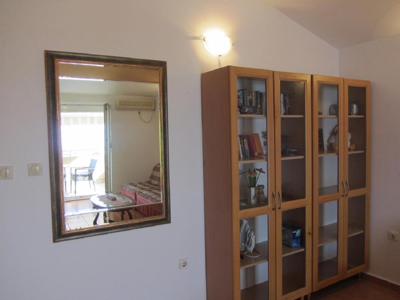 Cernogoriya Voyage Apartment Рафаиловичи Екстериор снимка