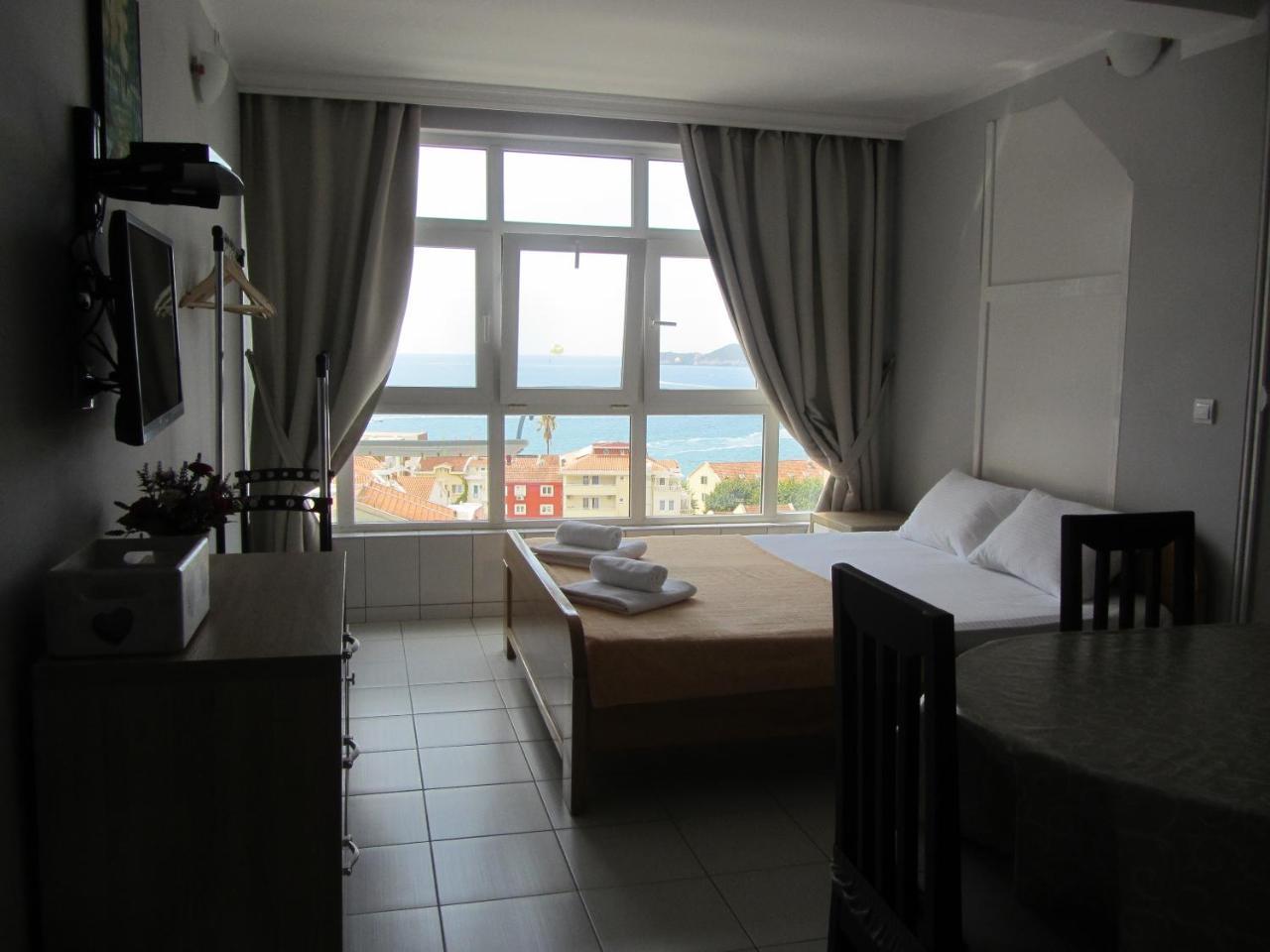 Cernogoriya Voyage Apartment Рафаиловичи Екстериор снимка