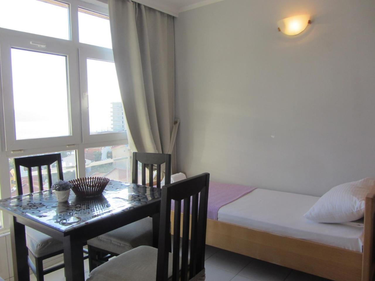 Cernogoriya Voyage Apartment Рафаиловичи Екстериор снимка
